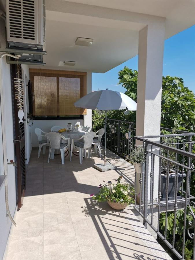 House Silva Apartman Podstrana Kültér fotó