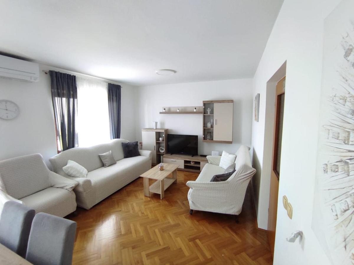 House Silva Apartman Podstrana Kültér fotó
